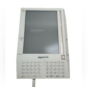Amazon Kindle Vintage First Generation Version 1.2 Loaded with books Working